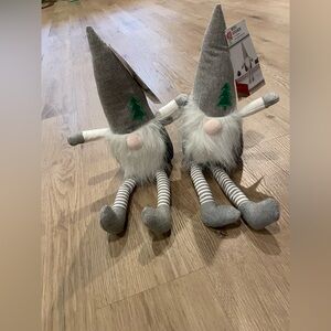Gray Gnome Plush Decor Set